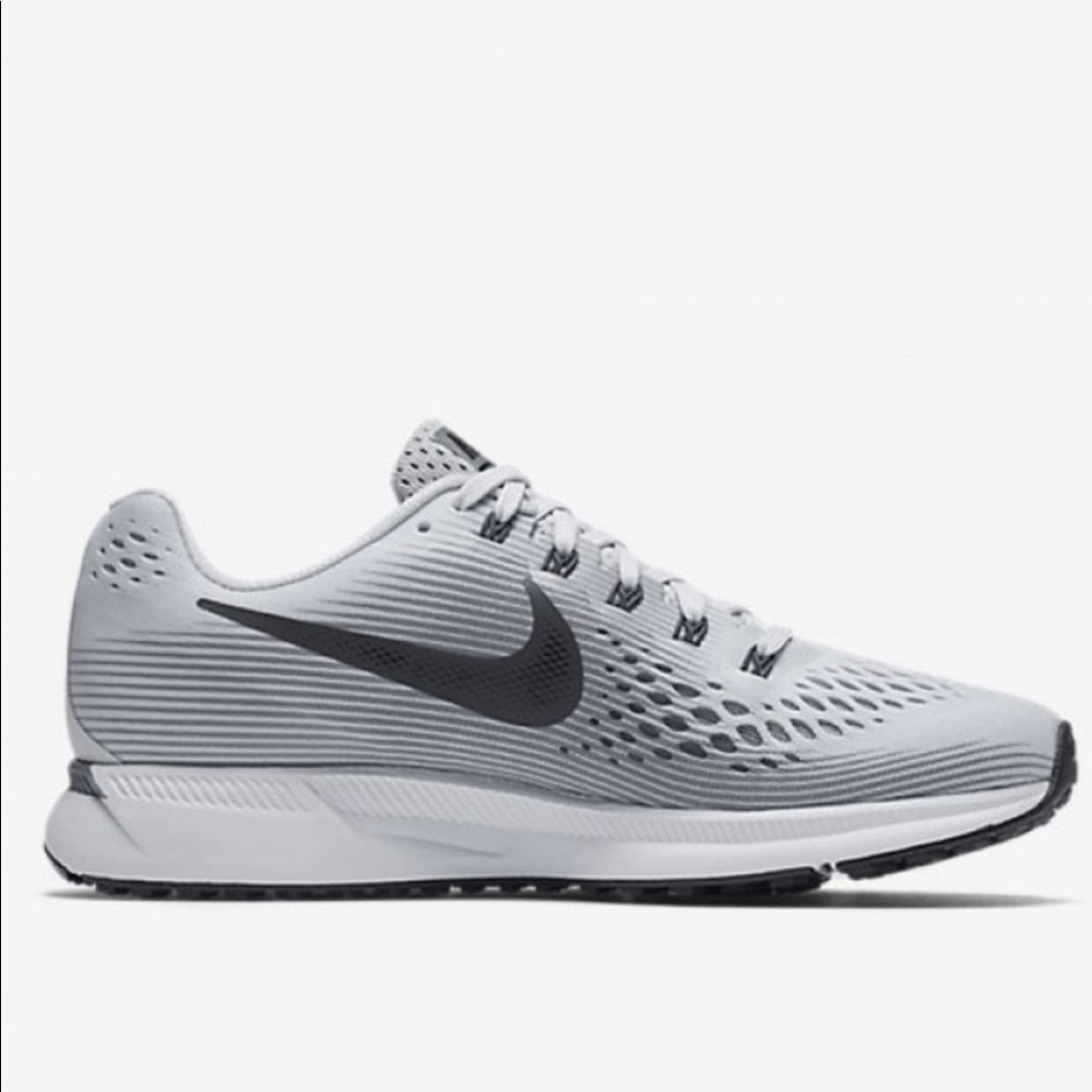 Nike air Zoom Pegasus running sneakers